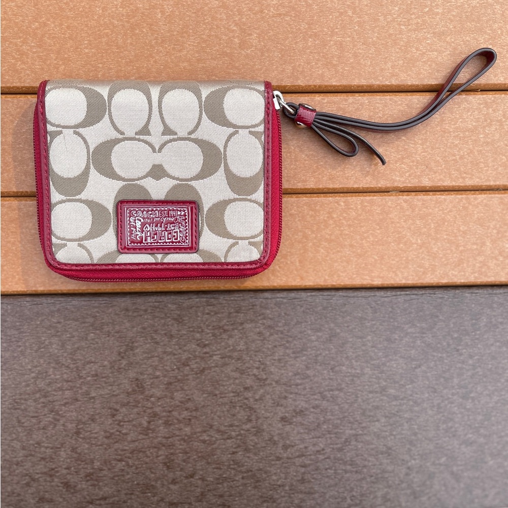 Coach wristlet - Excellent Used Condition
